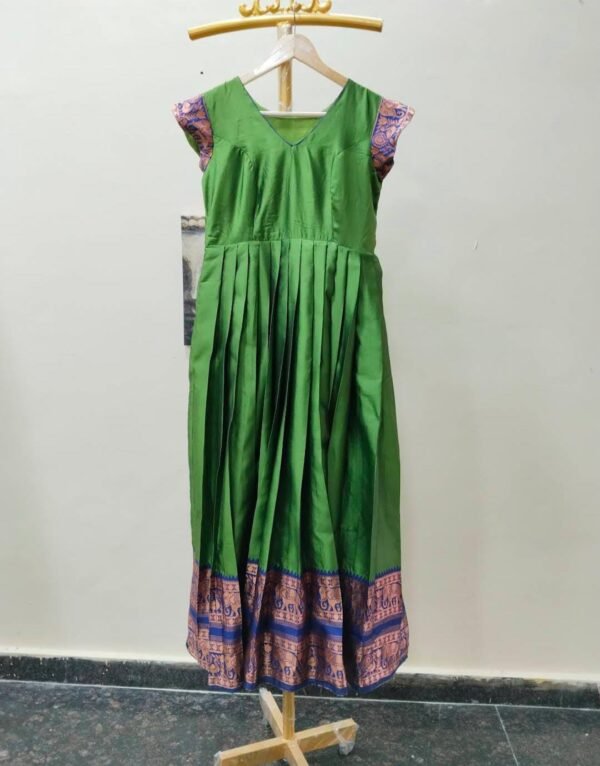 RAAGA DESIGNER AND BOUTIQUE - Image 3